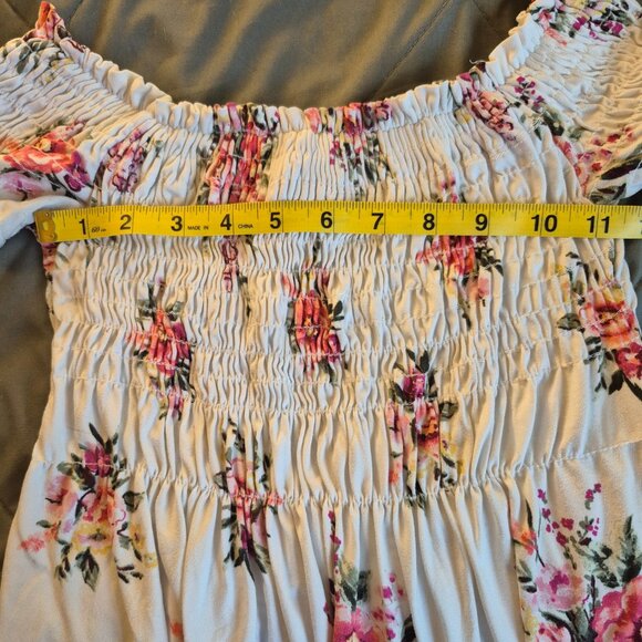 Marci ruched shirt size XS white floral - Picture 2 of 4